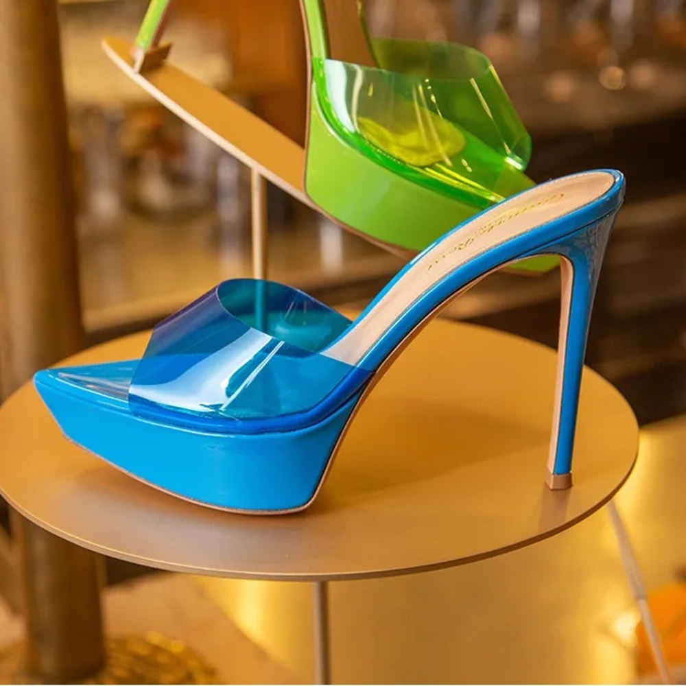 GIANVITO ROSSI Betty Glass Turquoise Platform Mules. - Picture 3 of 17